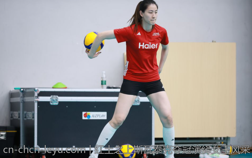 红土之上斯瓦泰克夺冠演绎女王风采