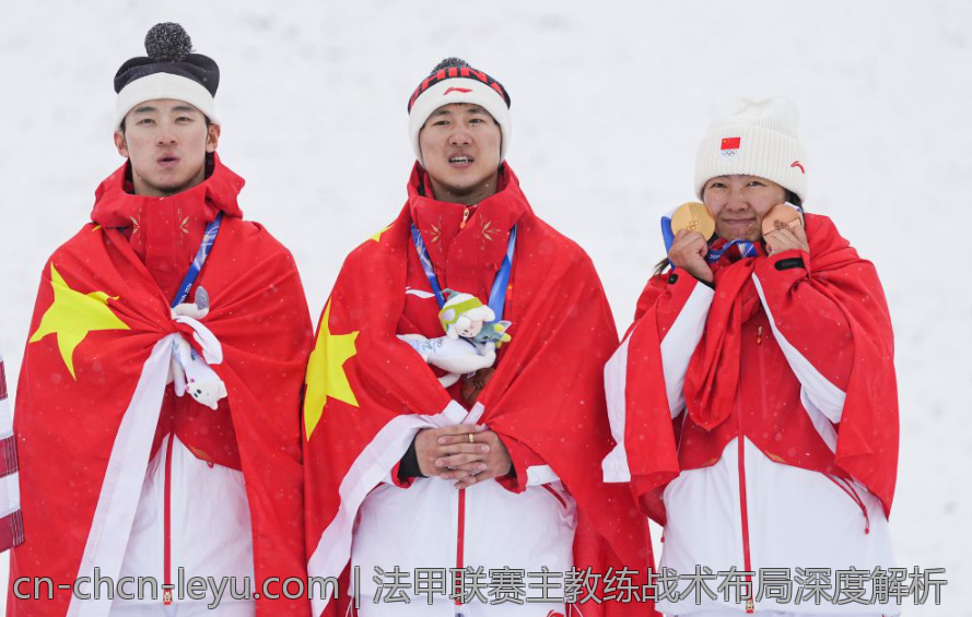 法甲联赛主教练战术布局深度解析